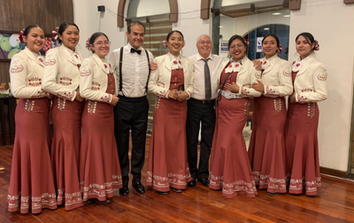 Mariachi Femenil de America