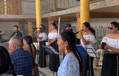 Mariachi Femenil de America photo 2