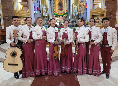 Mariachi Femenil de America photo 4