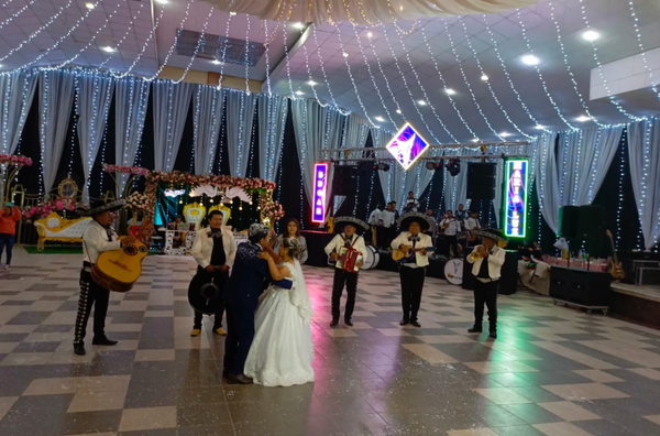 Portada de Mariachi Cochabamba