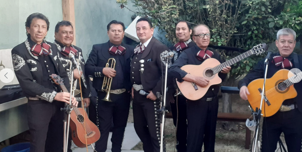 Portada de Mariachi America